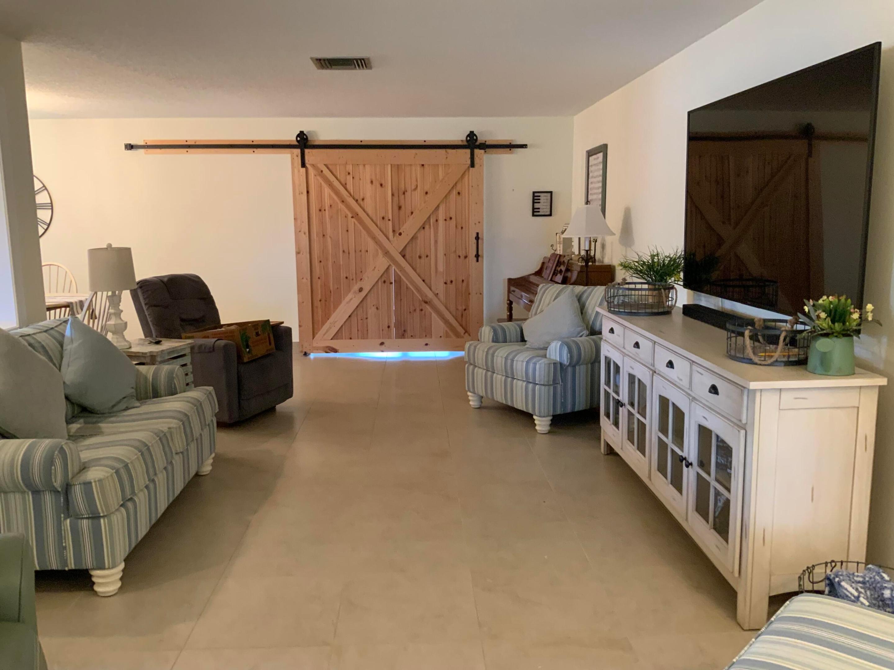 CYPRESS LAKES 4 - Residential