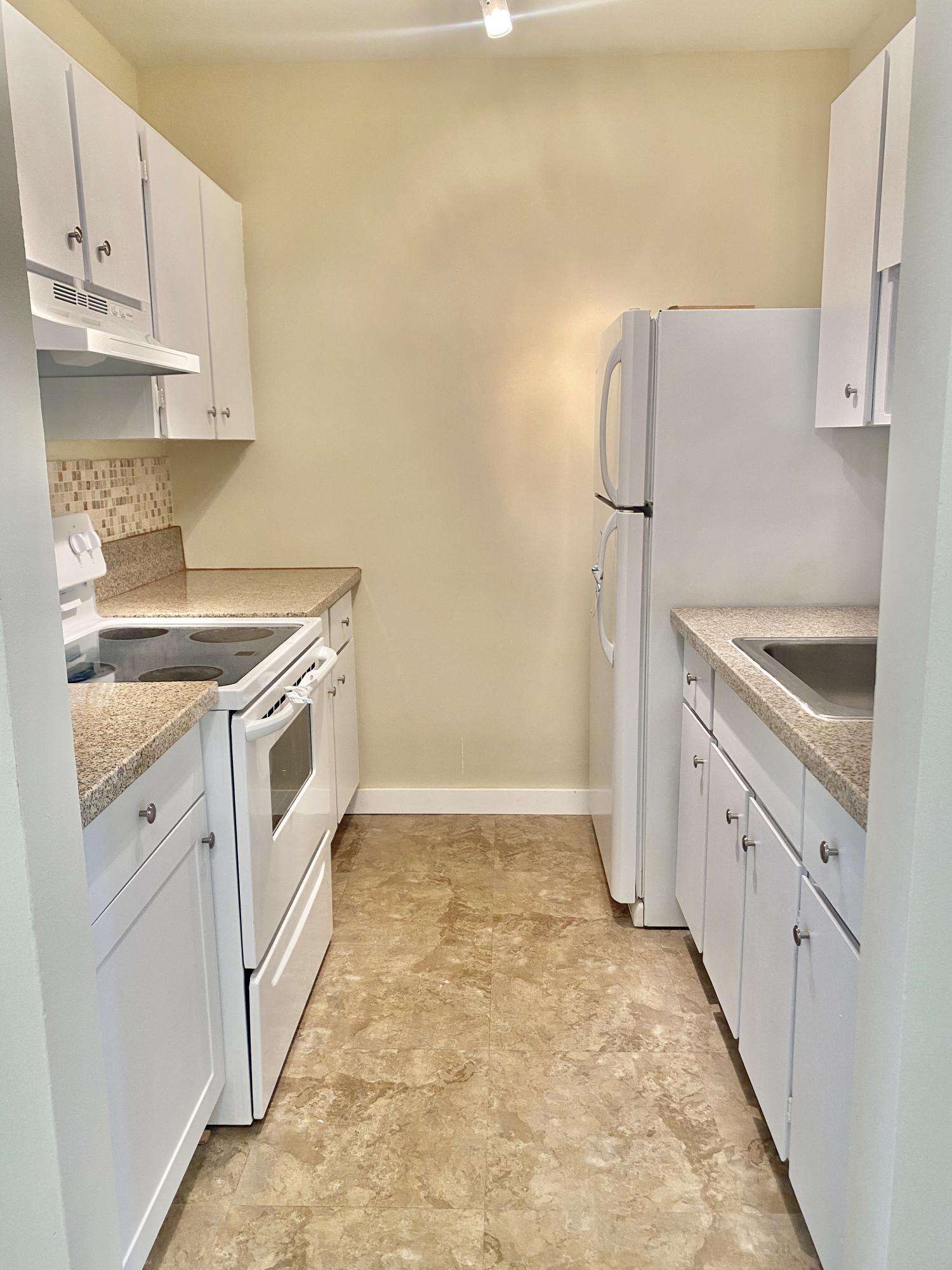 FAIRFIELD APTS CONDO - Residential Lease