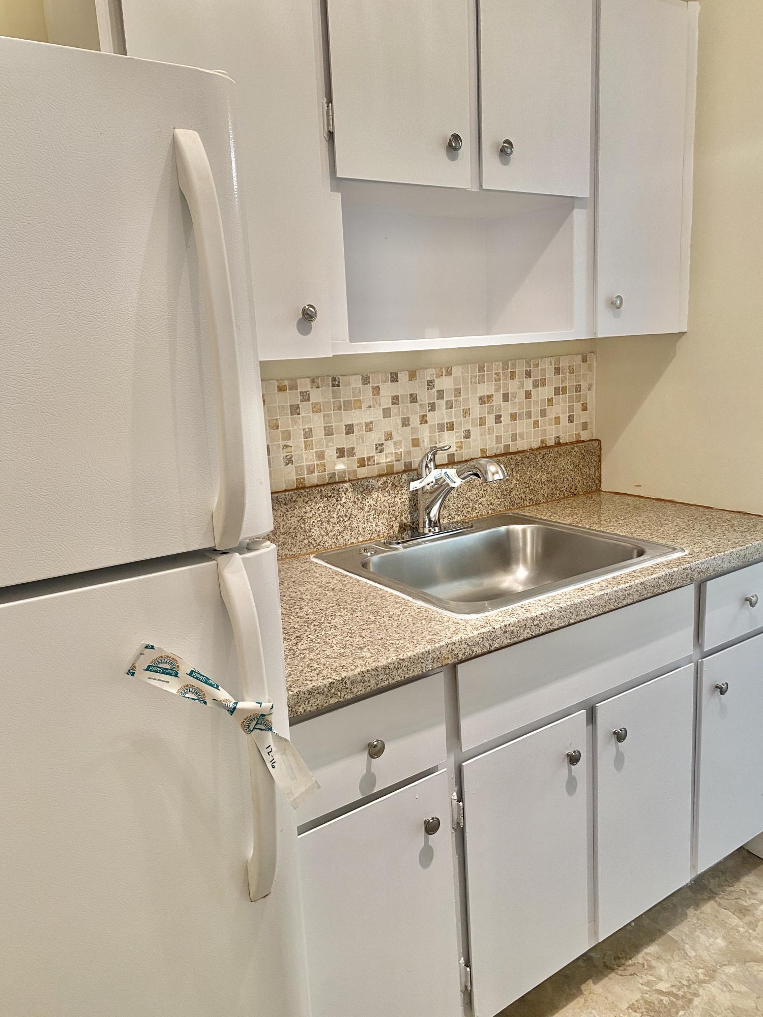 FAIRFIELD APTS CONDO - Residential Lease