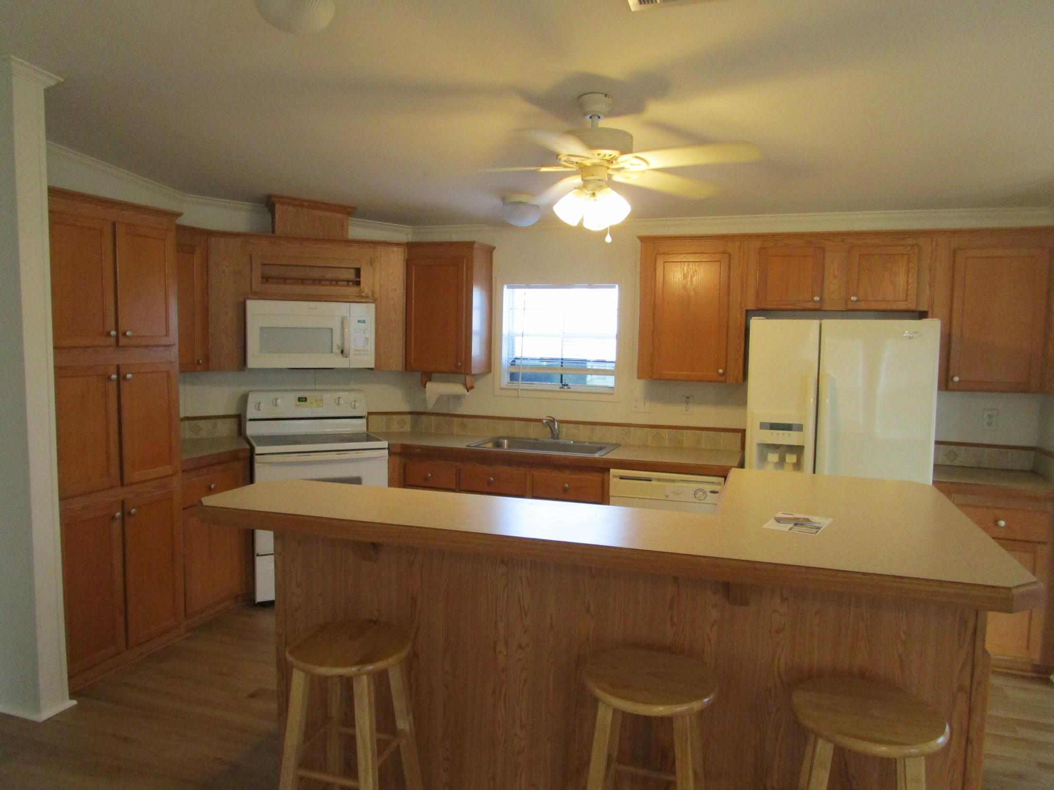 Watergate Mobile Home Est - Residential