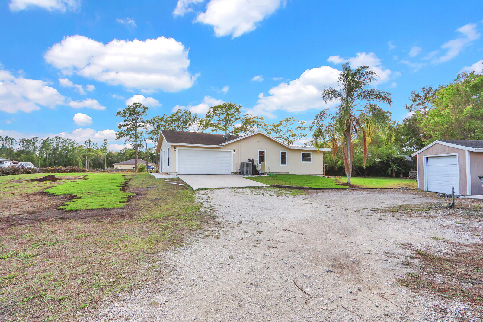 Loxahatchee - Residential