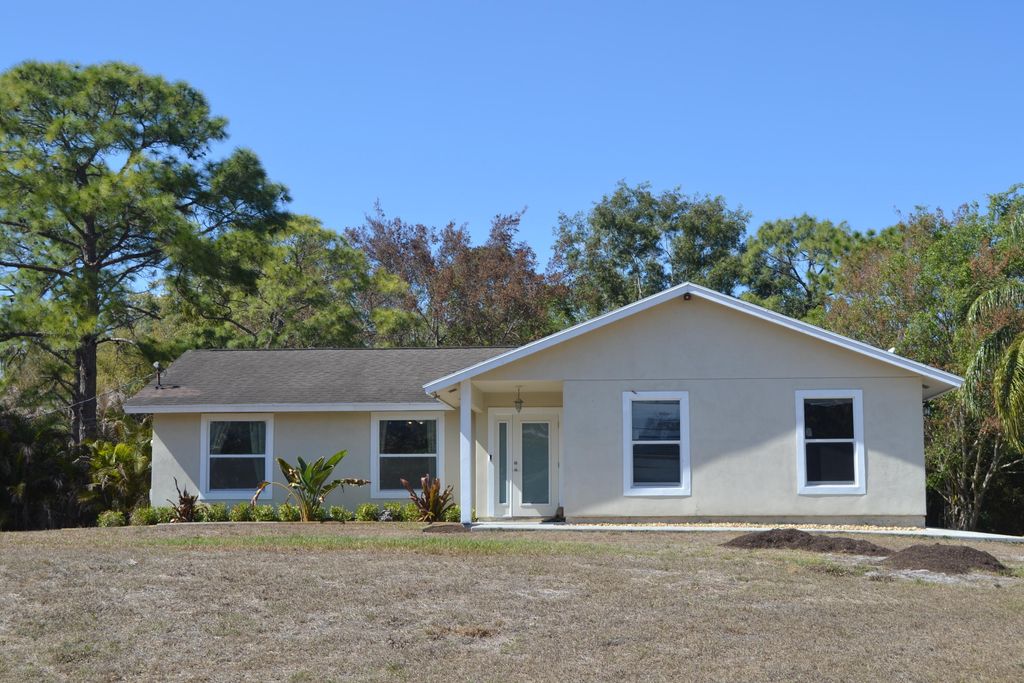 Photo of 18019 43rd Road N, Loxahatchee, FL 33470 (MLS # R11167495)