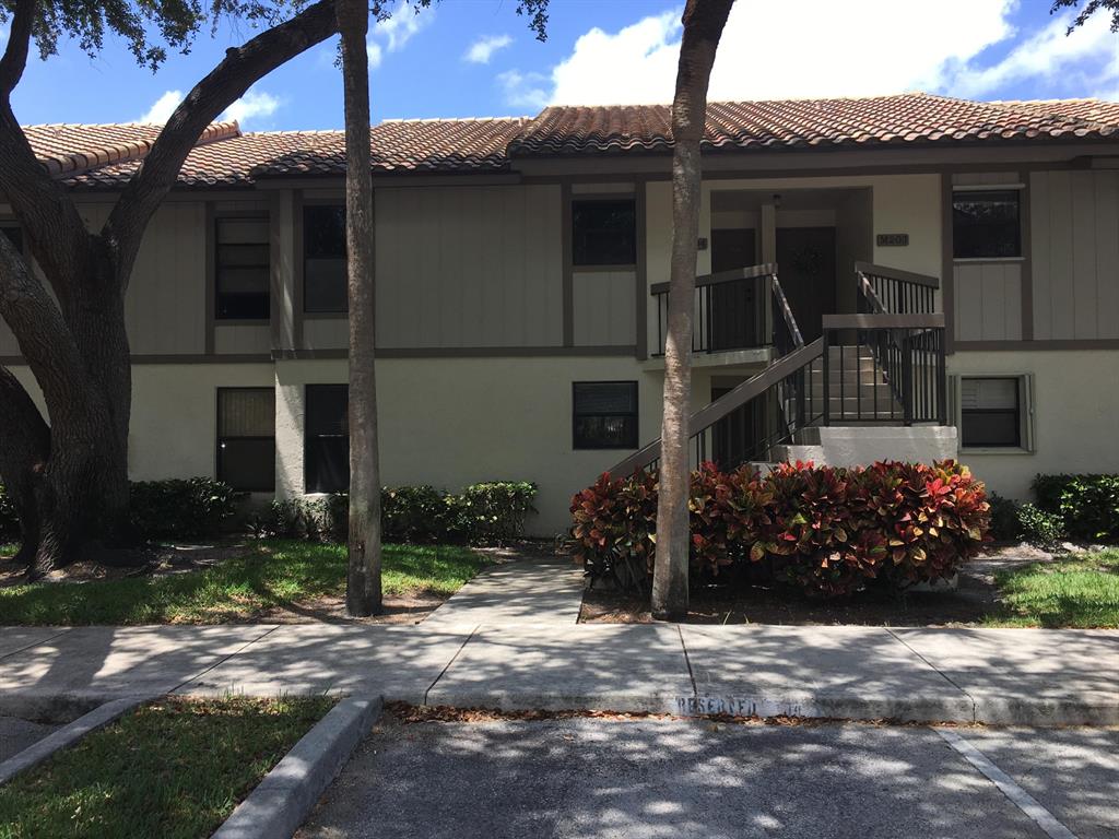 PARK AT WINDWOOD CONDO - Residential Lease