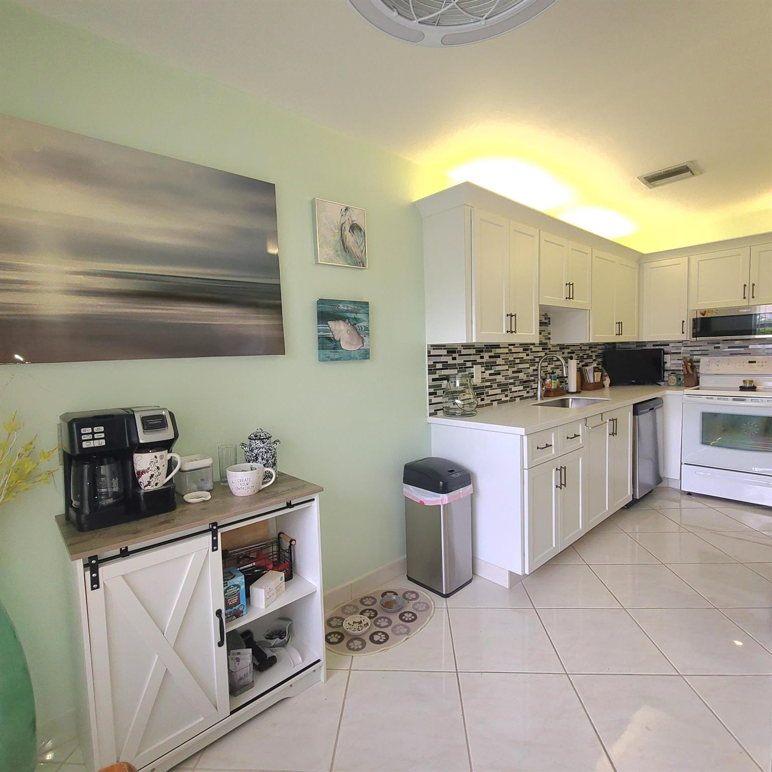 PINES OF DELRAY NORTH CONDO - Residential