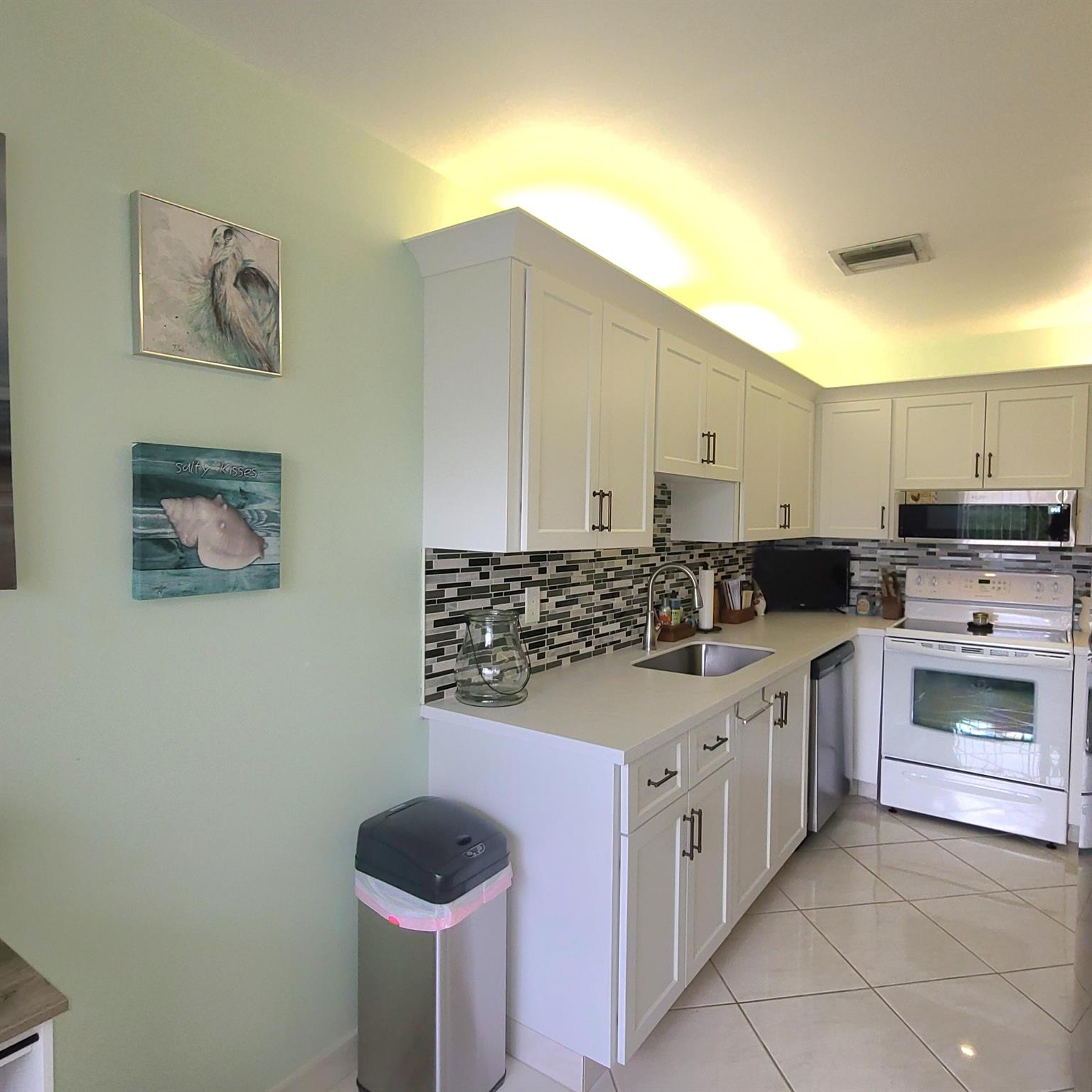 PINES OF DELRAY NORTH CONDO - Residential