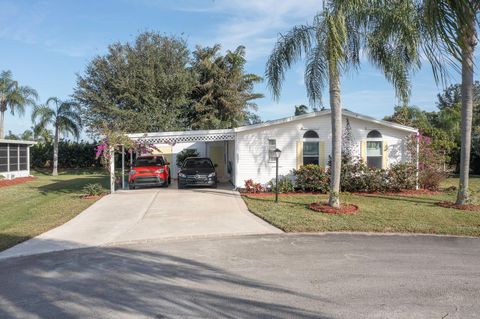 A home in Port St Lucie