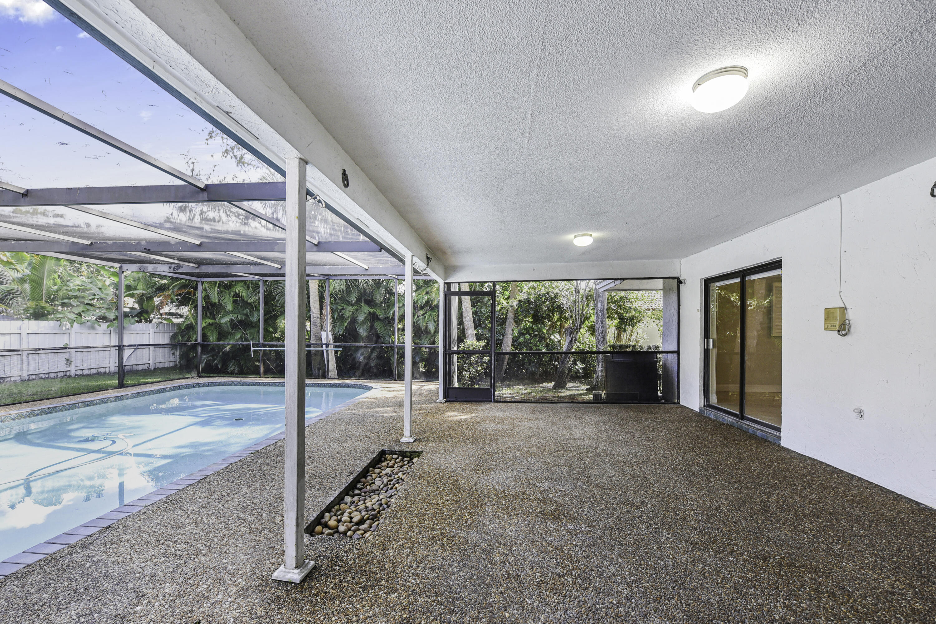 RAMBLEWOOD SOUTH - Residential