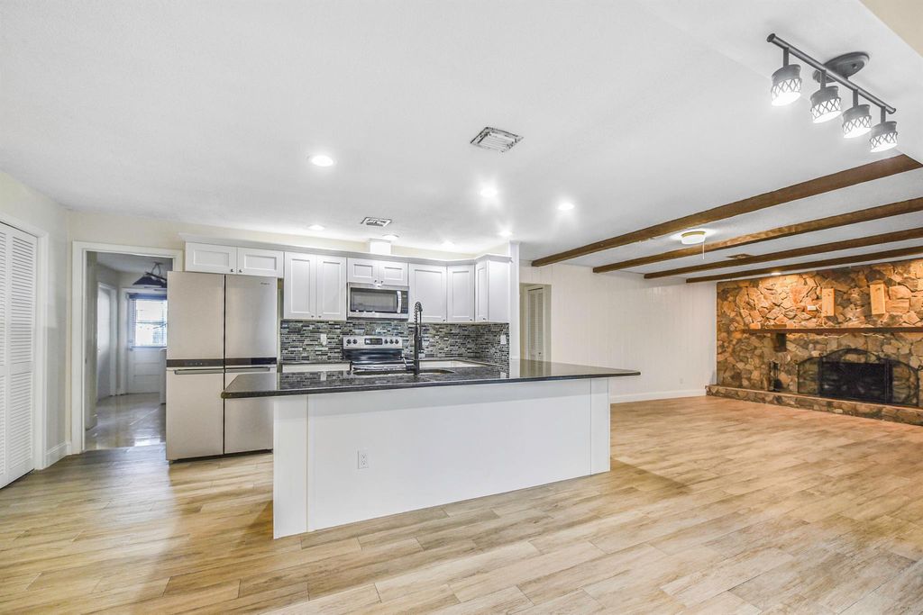 Photo of 8385 NW 14 Street, Coral Springs, FL 33065 (MLS # R11134308)