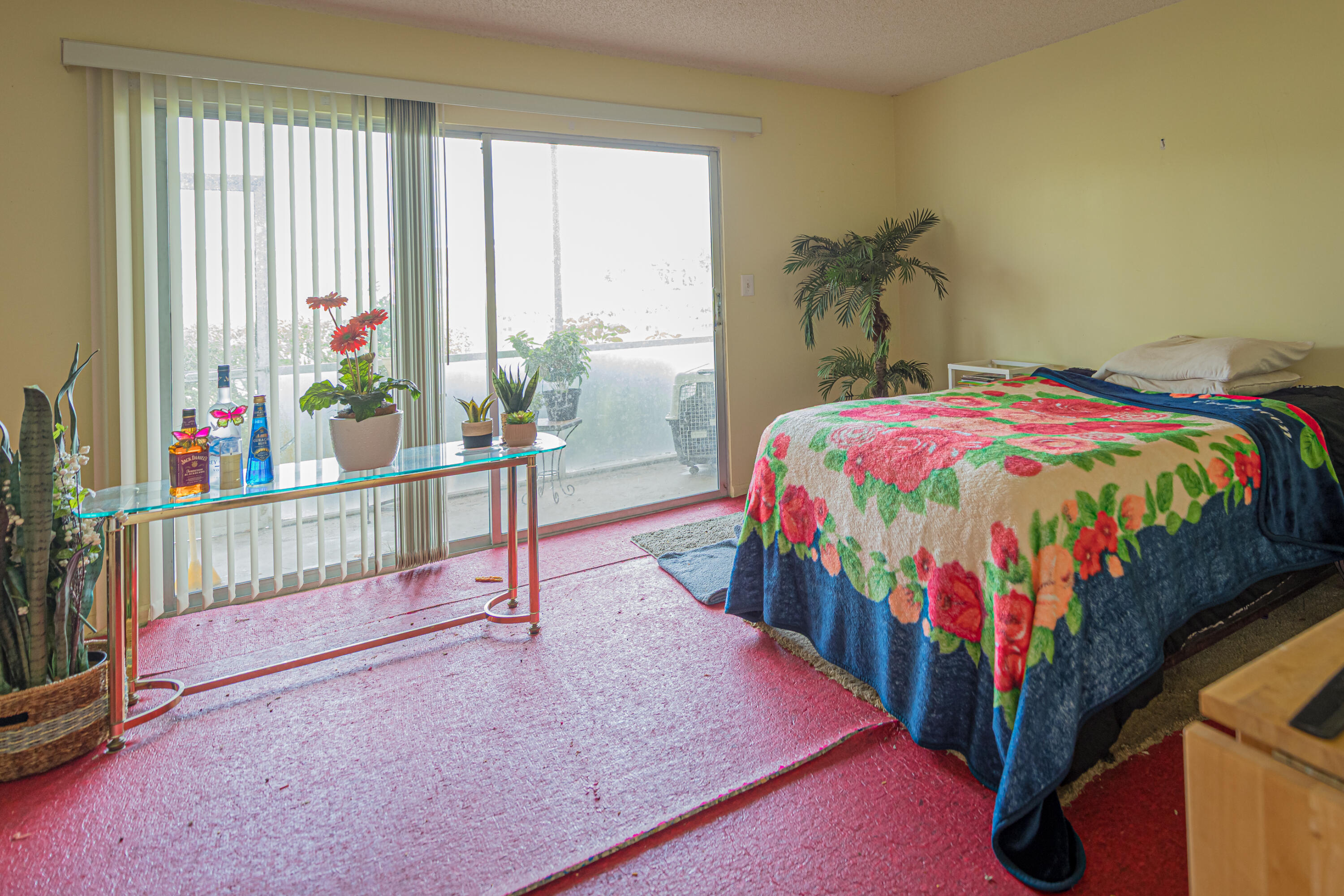 VICTORIA VILLAGE J CONDO - Residential