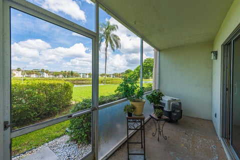Tiny photo for 2905 Victoria Place #G1, Coconut Creek, FL 33066 (MLS # B26006733)