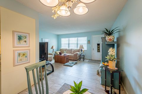 Tiny photo for 2905 Victoria Place #G1, Coconut Creek, FL 33066 (MLS # B26006733)