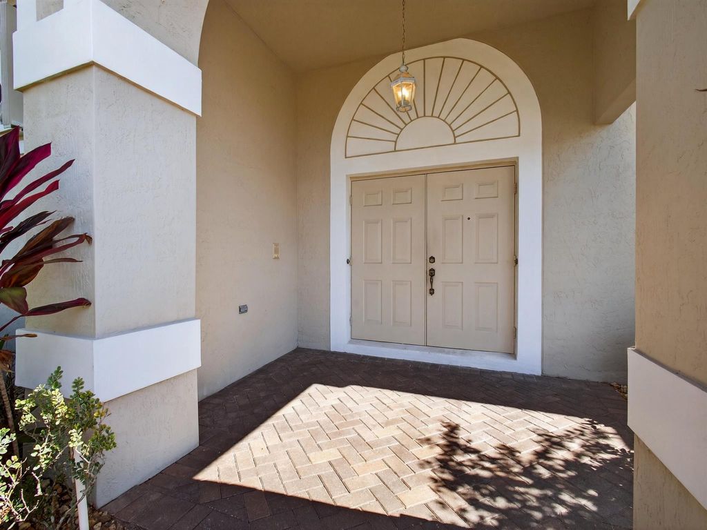 Photo of 7128 Brunswick Circle, Boynton Beach, FL 33437 (MLS # R11143425)