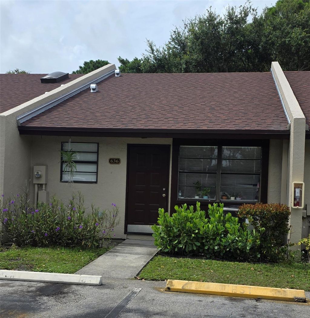 Photo of 636 NW 47th Street, Deerfield Beach, FL 33064 (MLS # F10515590)