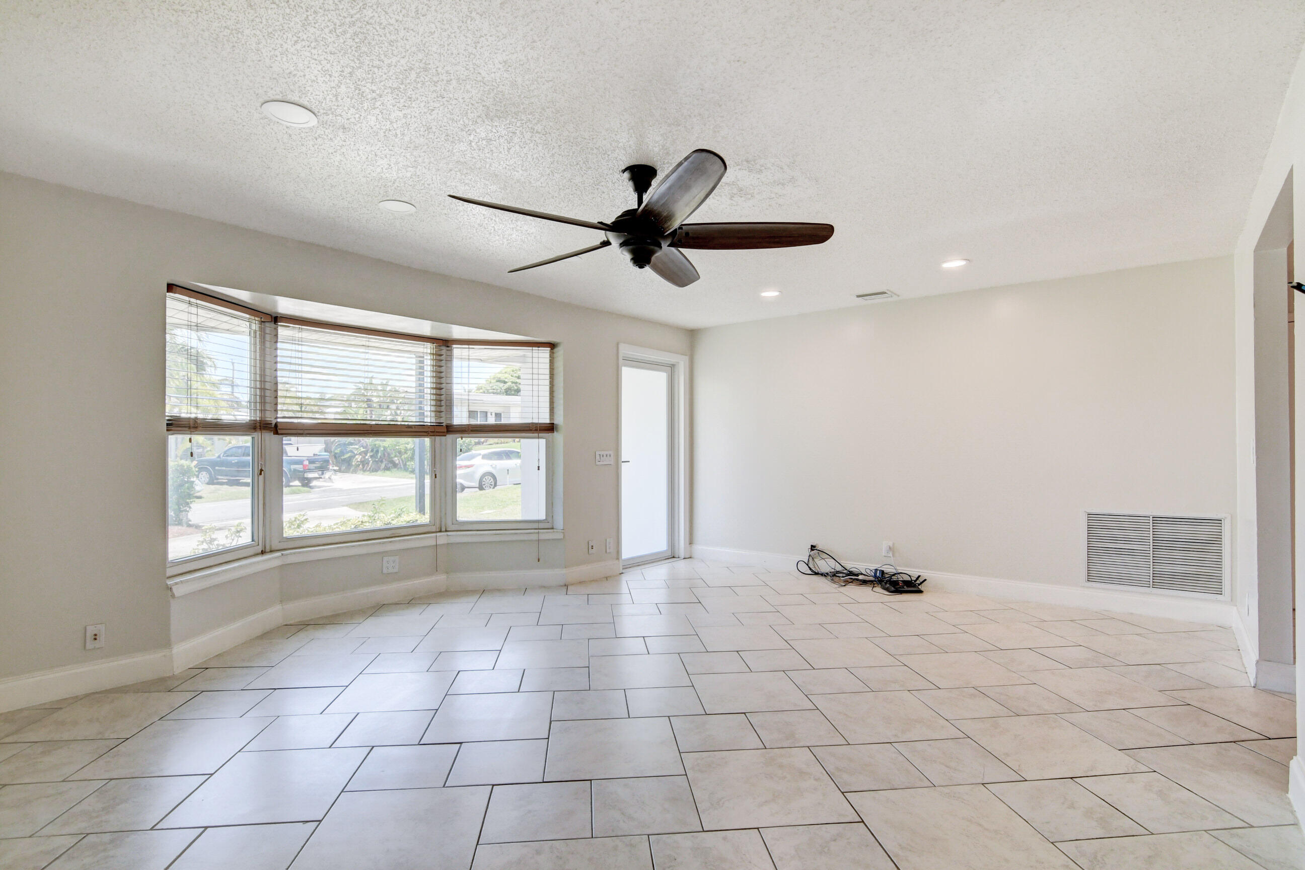 SKY RANCH ESTATES - Residential Lease