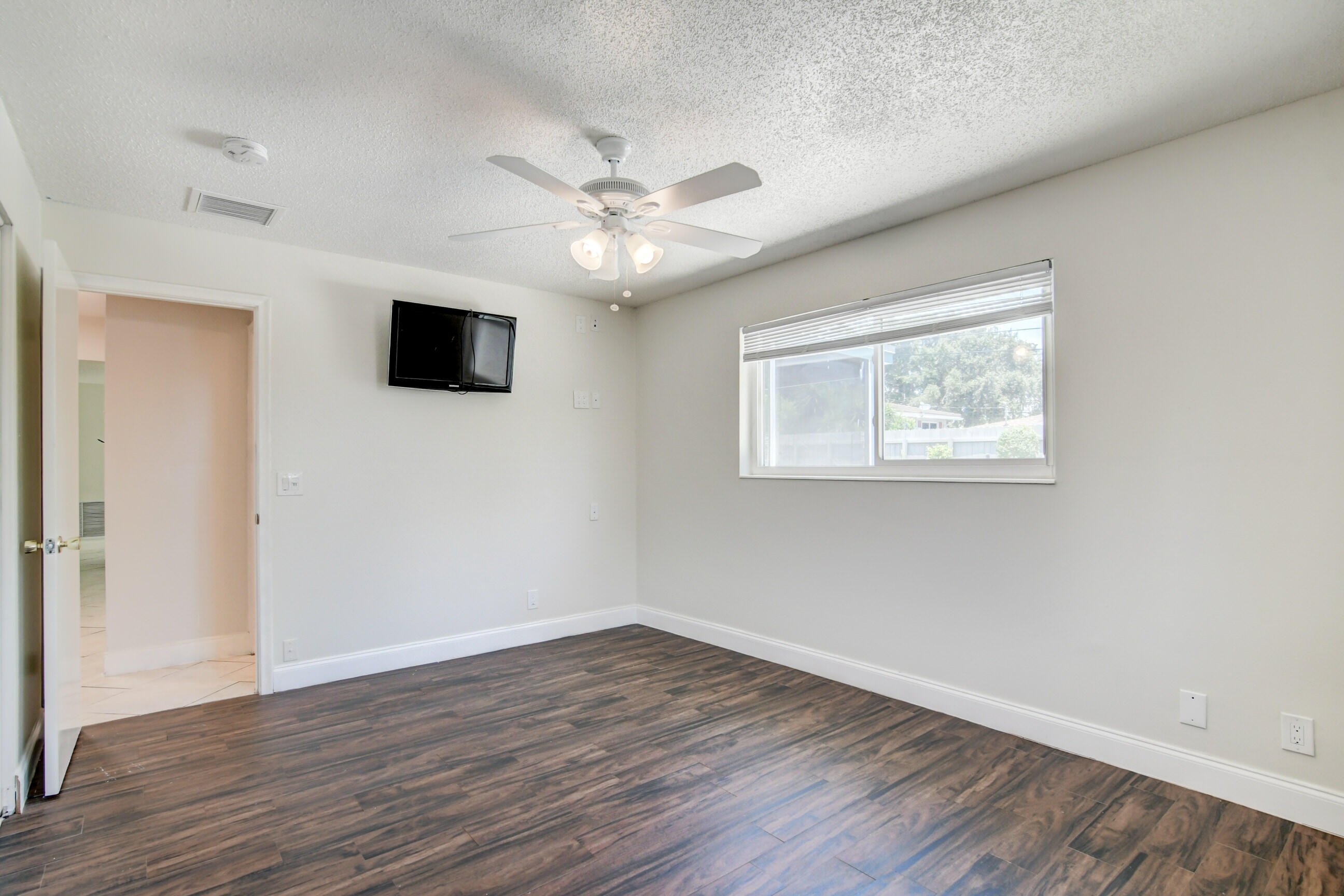 SKY RANCH ESTATES - Residential Lease