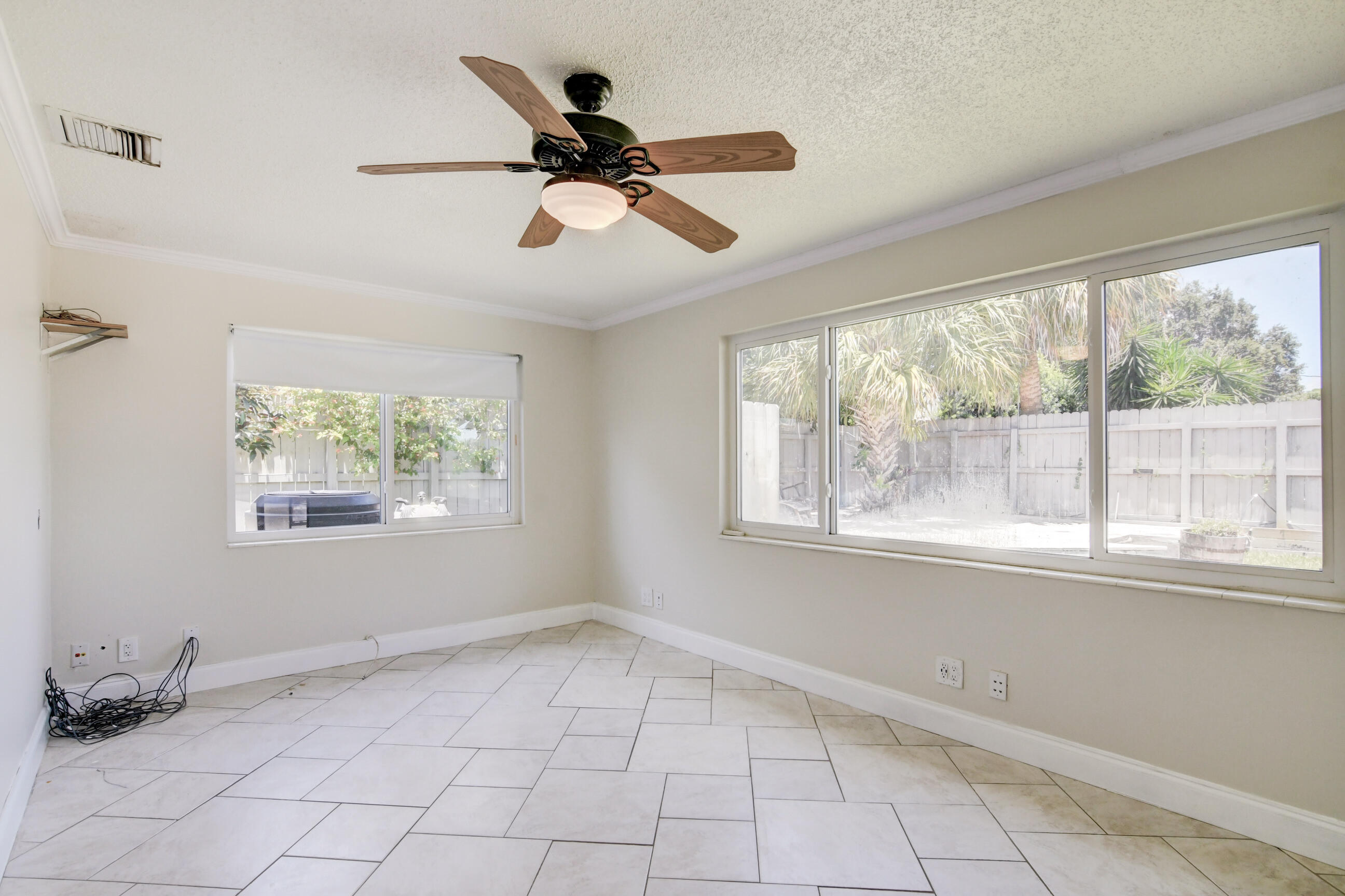 SKY RANCH ESTATES - Residential Lease