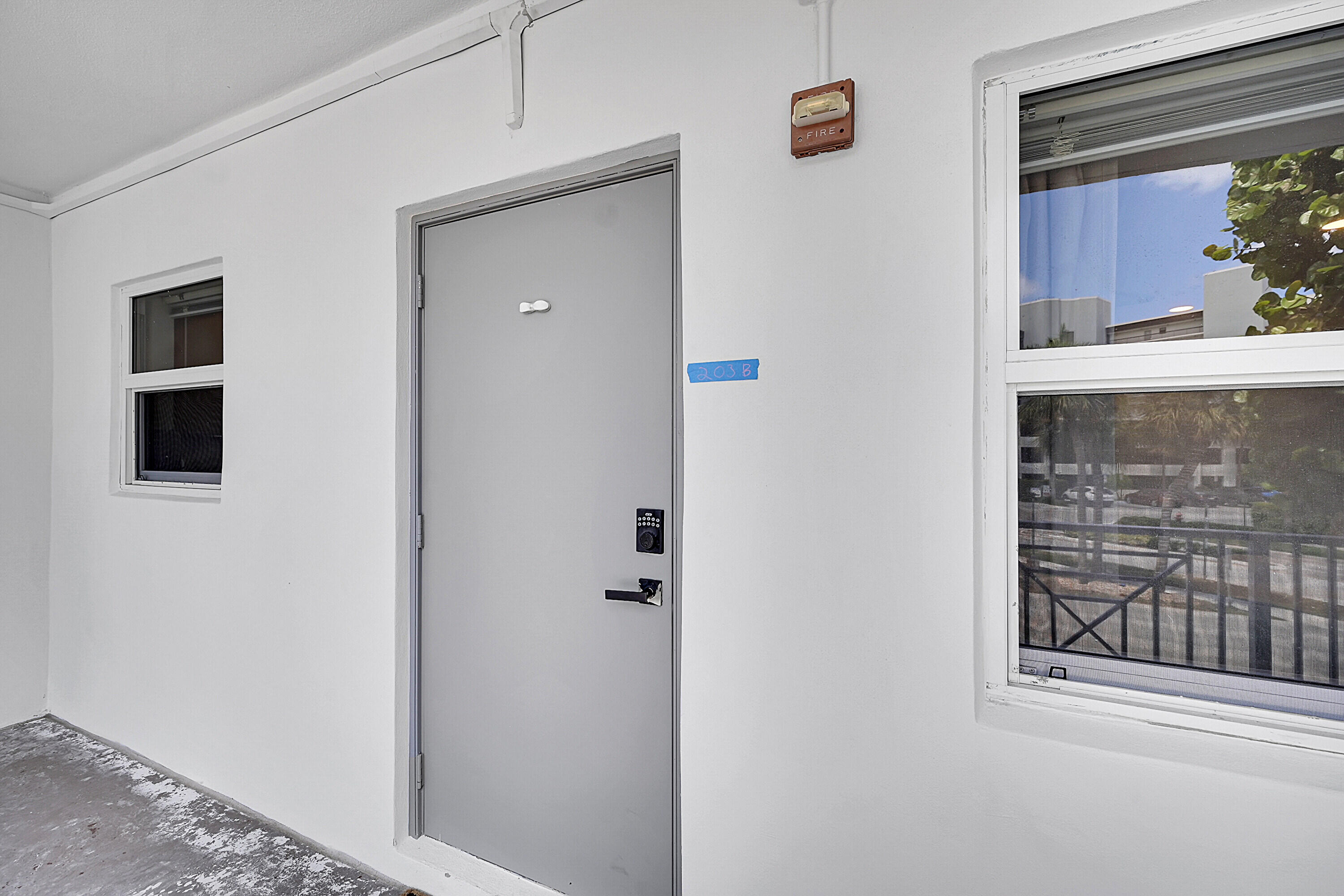 HARBOR'S EDGE OF POMPANO - Residential Lease