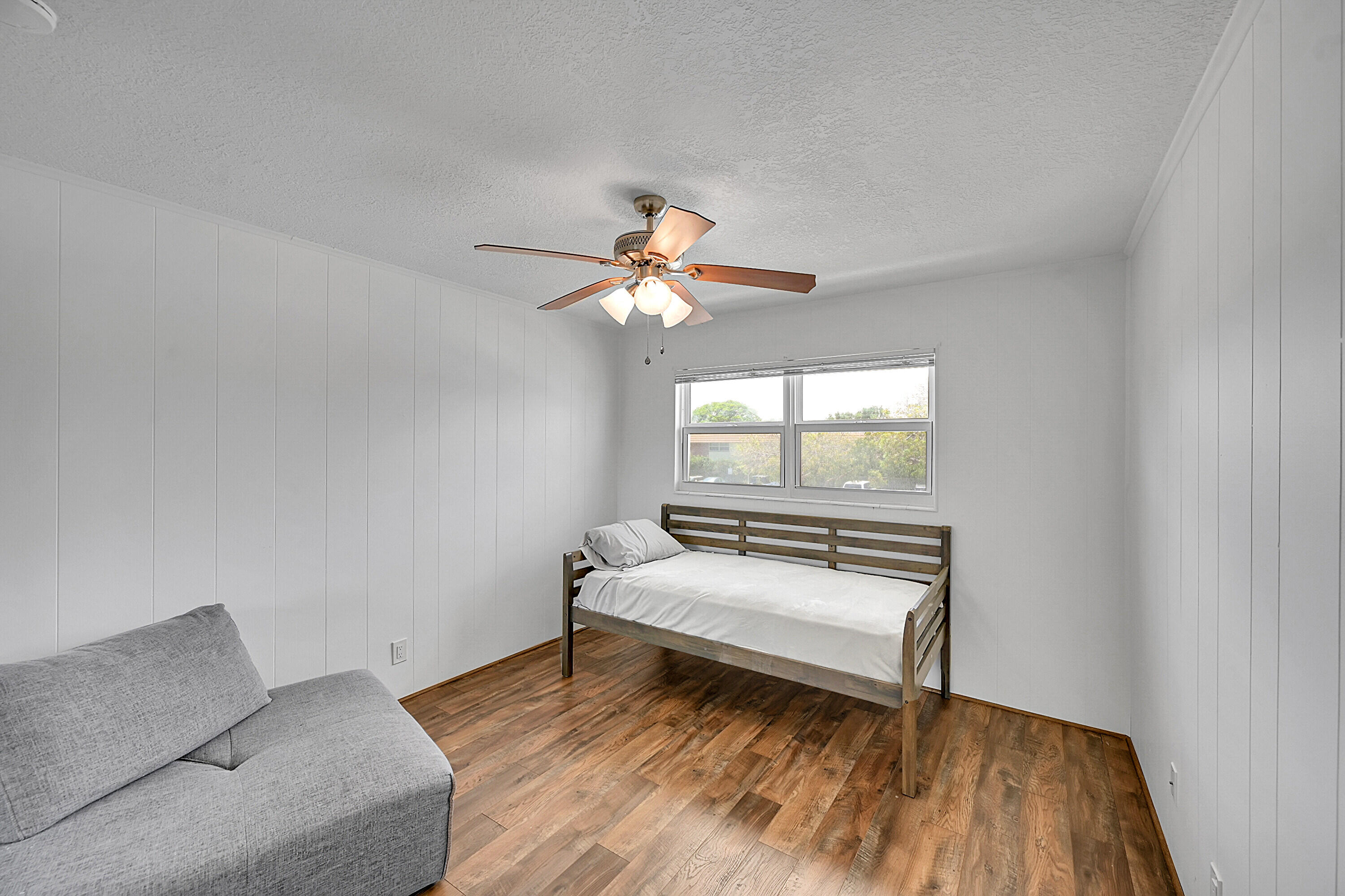 HARBOR'S EDGE OF POMPANO - Residential Lease