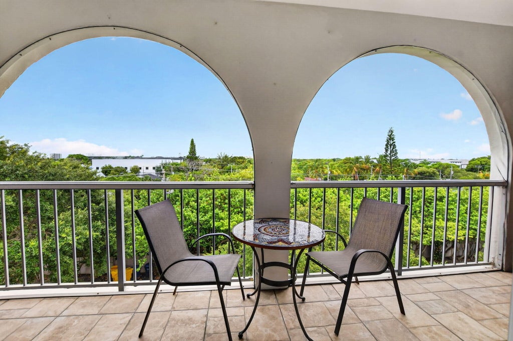 Photo of 250 NE 20th Street #5230, Boca Raton, FL 33431 (MLS # B26037323)