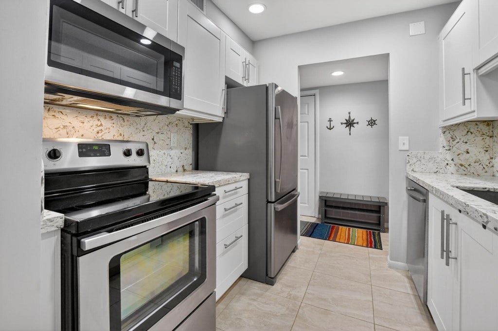 Photo of 250 NE 20th Street #5230, Boca Raton, FL 33431 (MLS # B26037323)