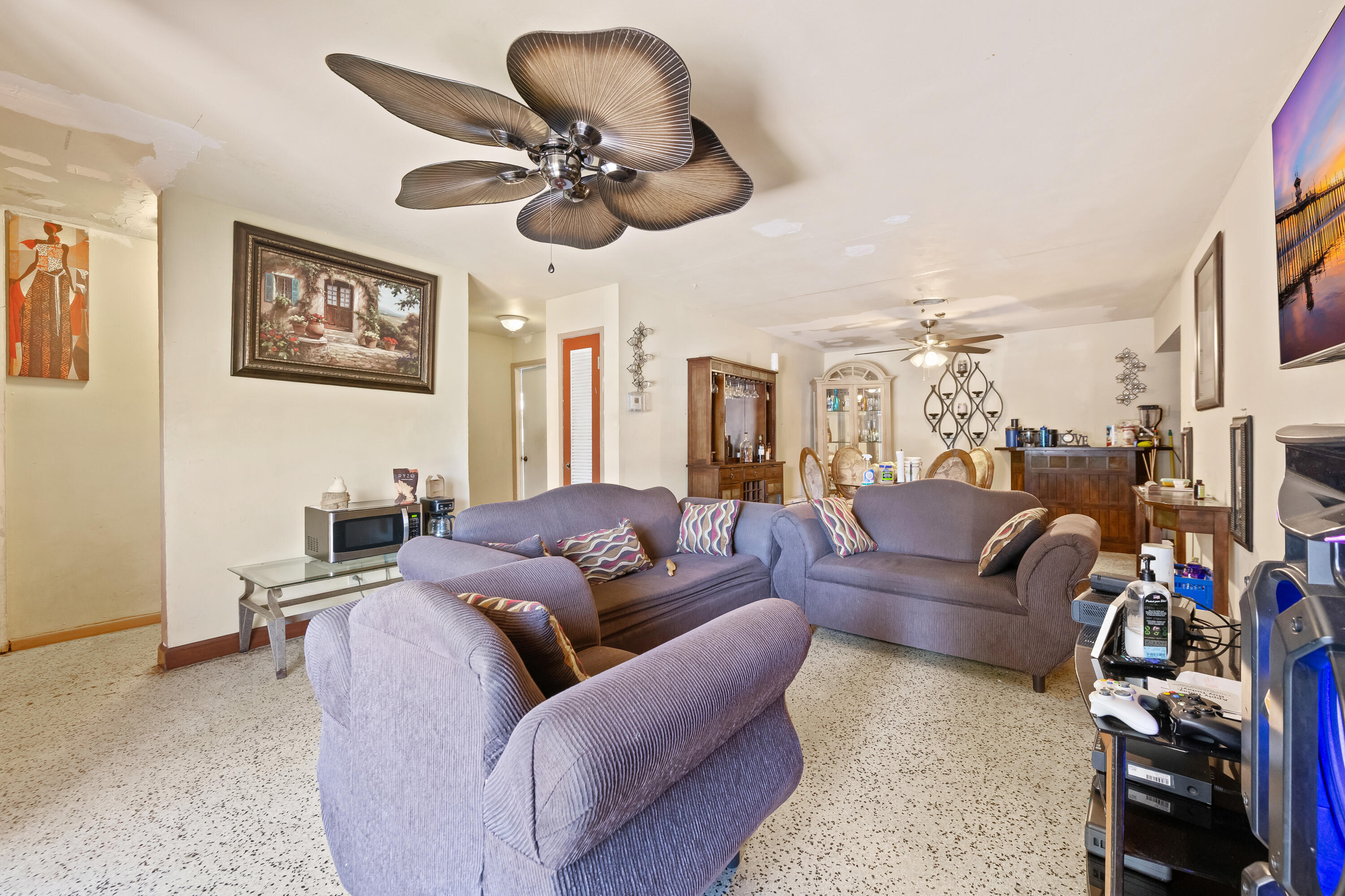 101 NW 18th Street