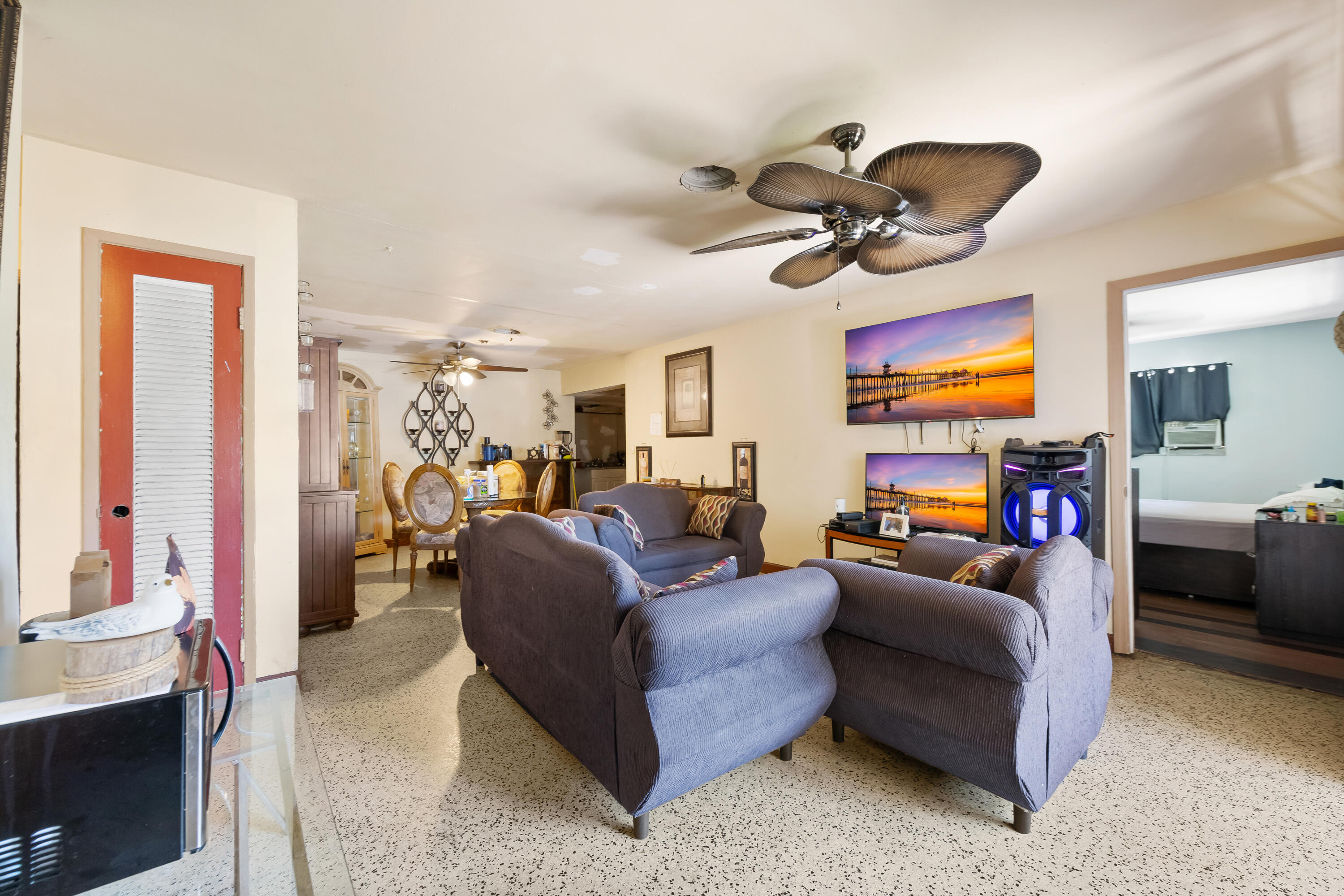 101 NW 18th Street