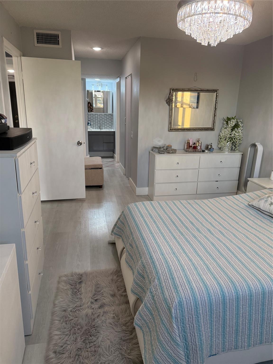 LIME BAY - Residential Lease