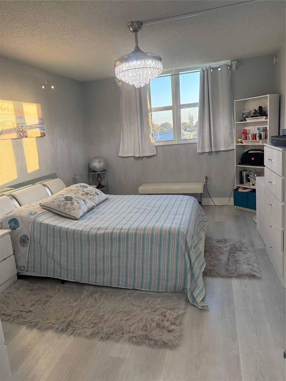 LIME BAY - Residential Lease