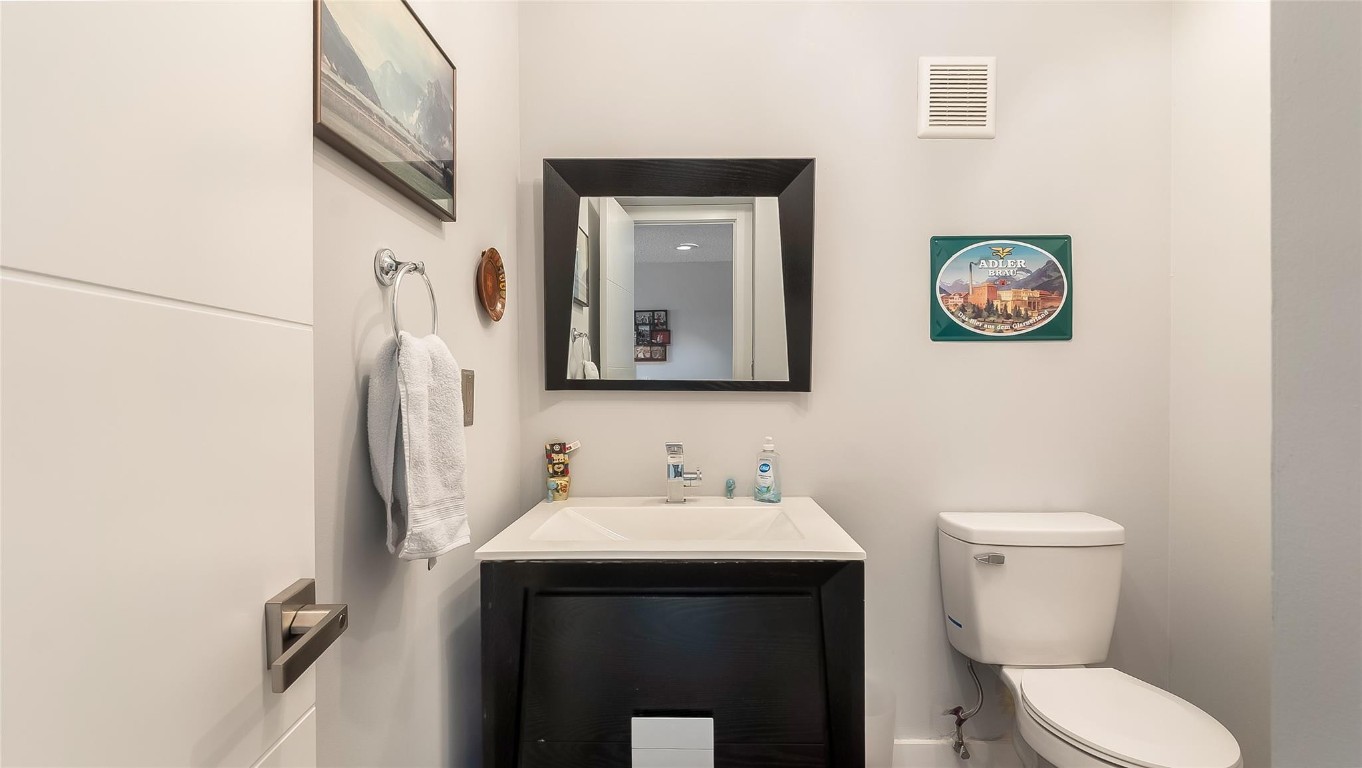 Country Club Apts at Bona - Residential