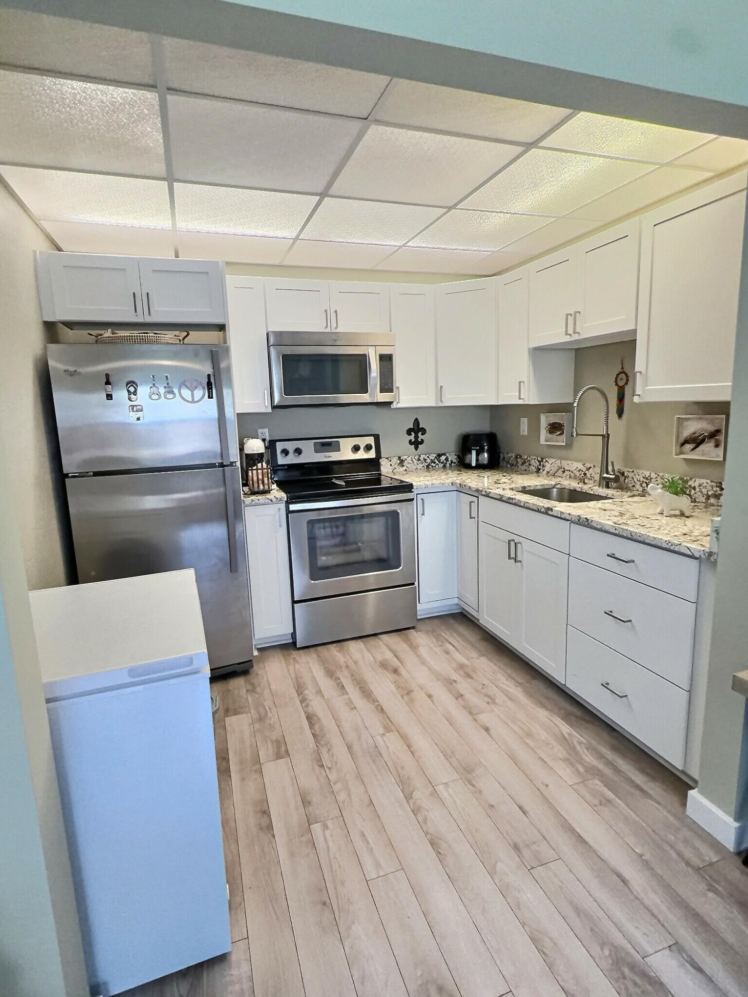 KINGS POINT BURGUNDY CONDOS - Residential