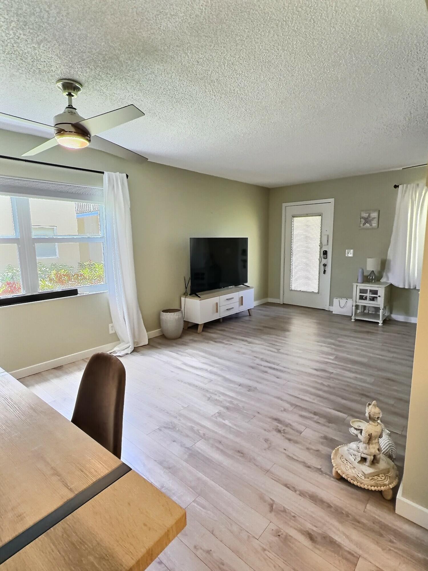 KINGS POINT BURGUNDY CONDOS - Residential
