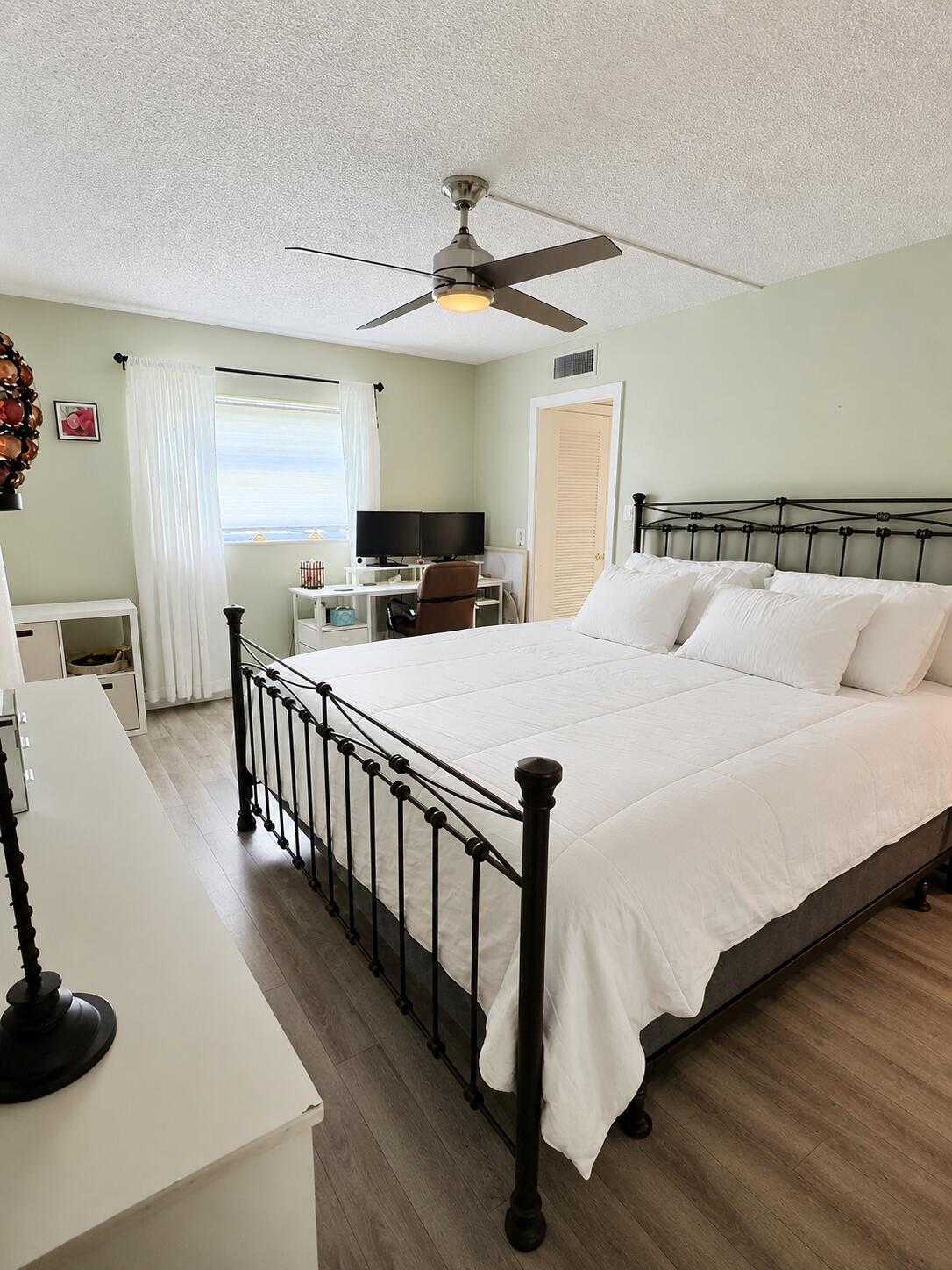 KINGS POINT BURGUNDY CONDOS - Residential