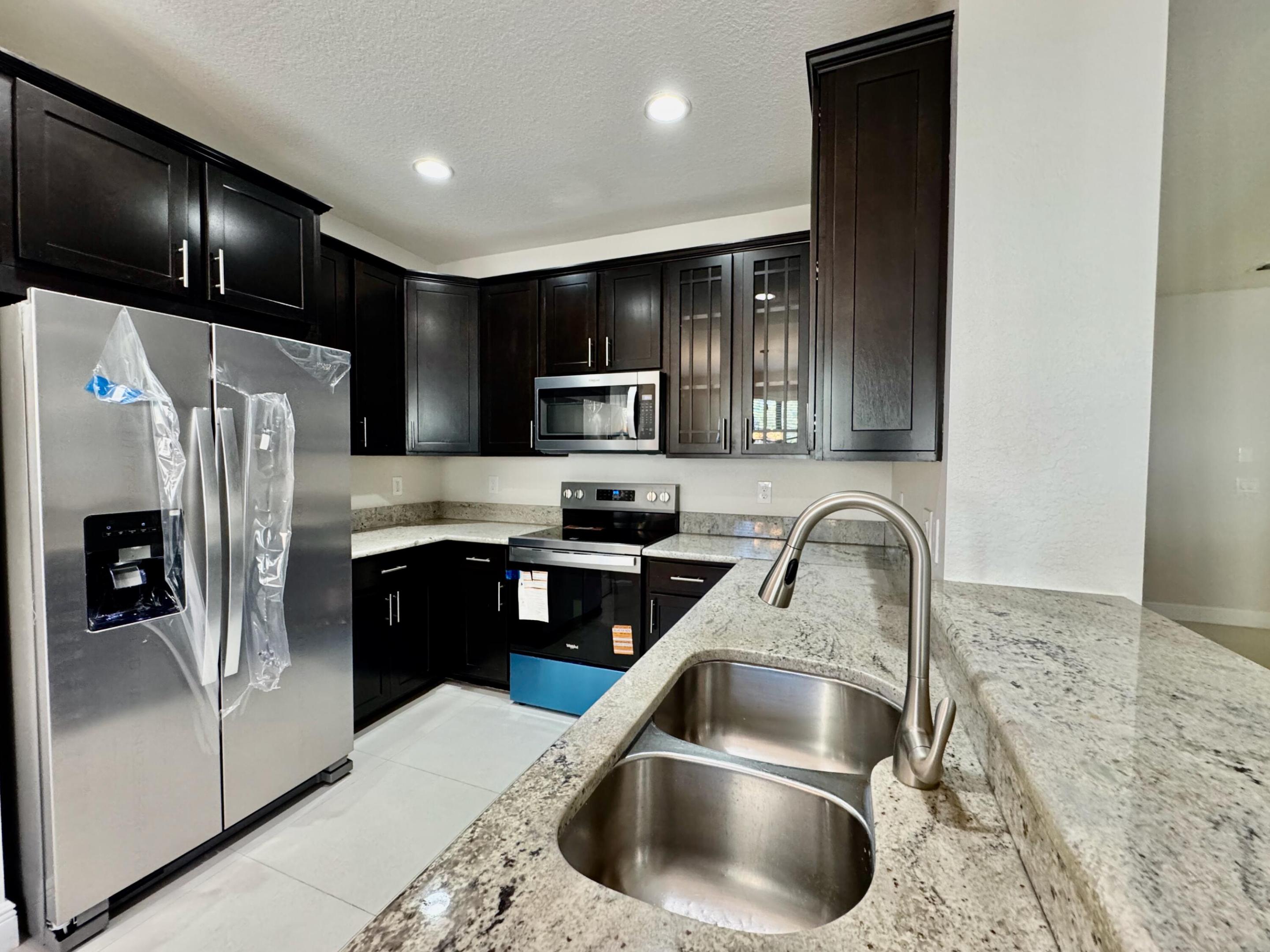 DEBUYS PLAT - Residential Lease