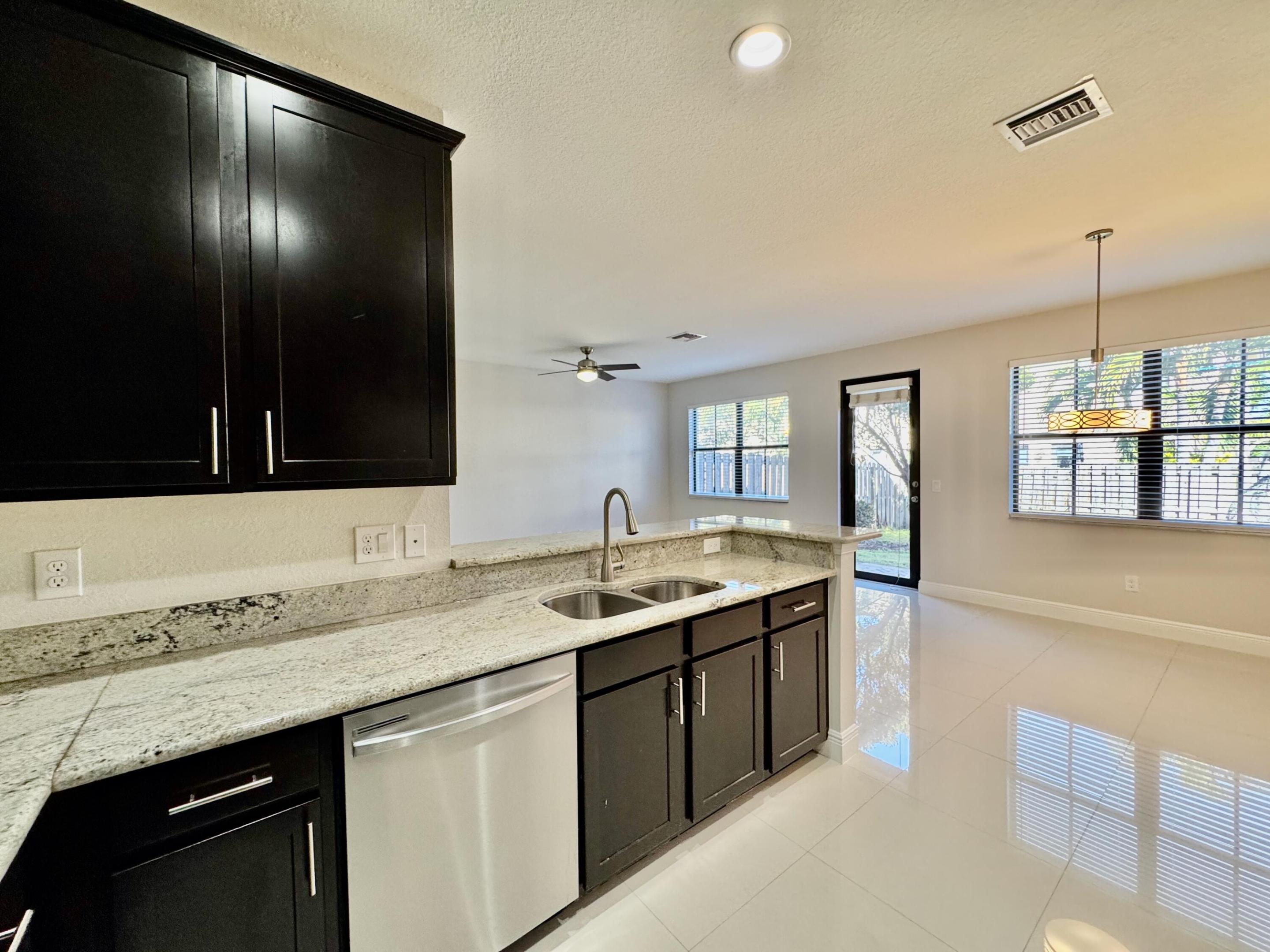 DEBUYS PLAT - Residential Lease