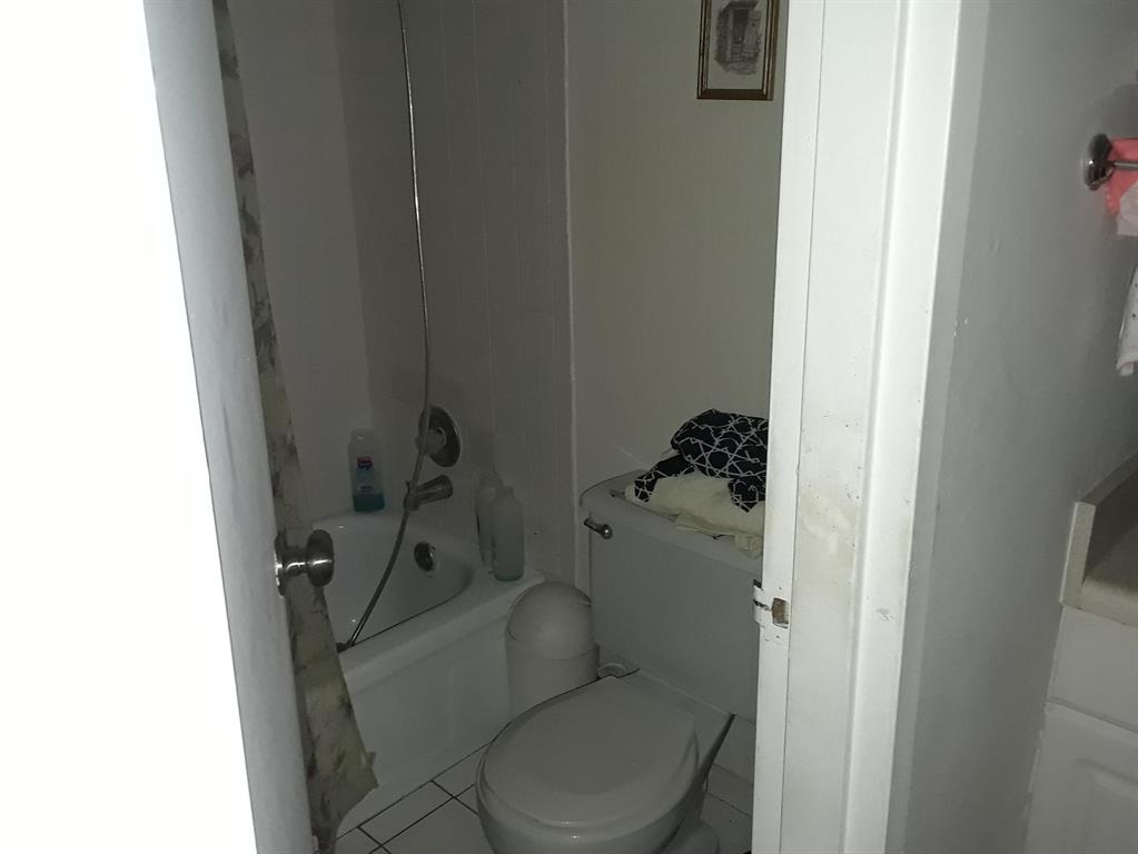 HERITAGE CIRCLE CONDO - Residential