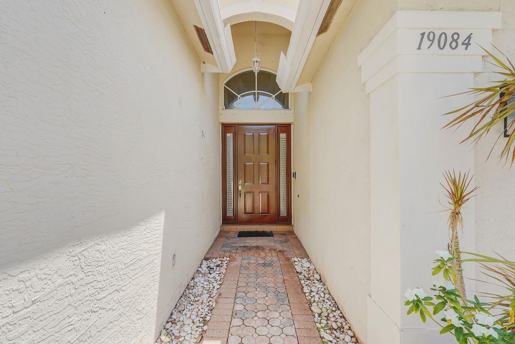 Photo of 19084 Skyridge Circle, Boca Raton, FL 33498 (MLS # F10497106)