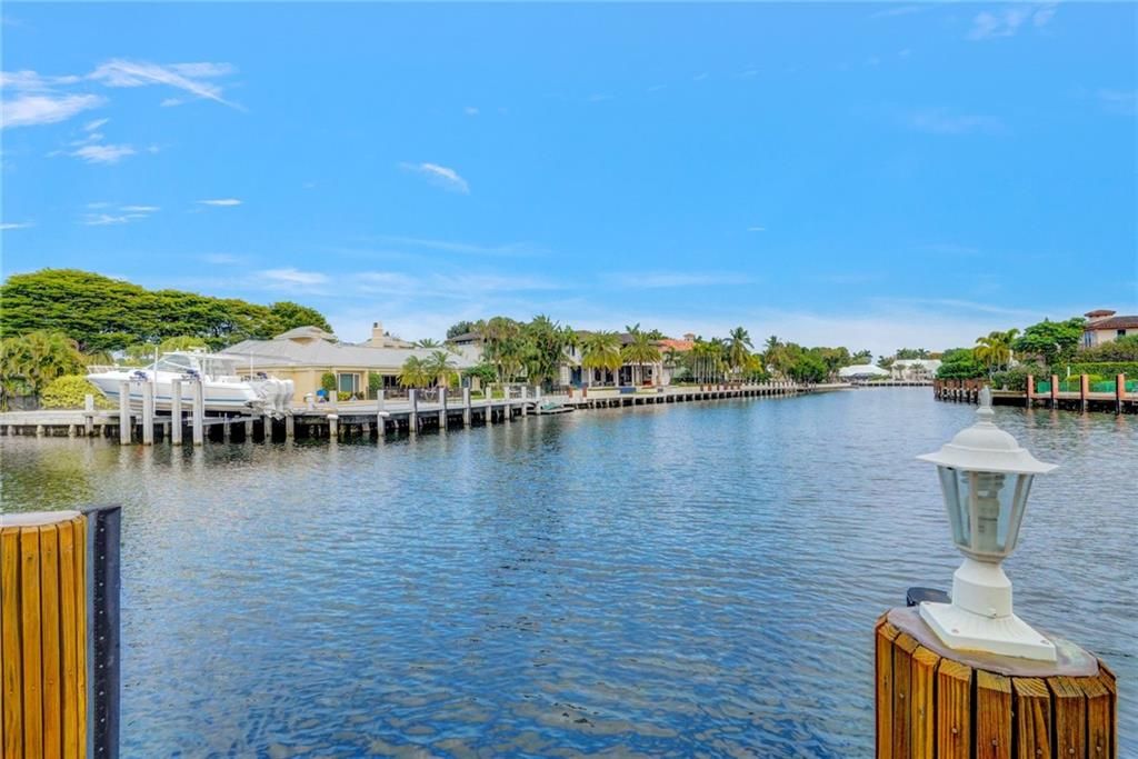 Photo of 20 N Compass Dr, Fort Lauderdale, FL 33308 (MLS # F10310579)