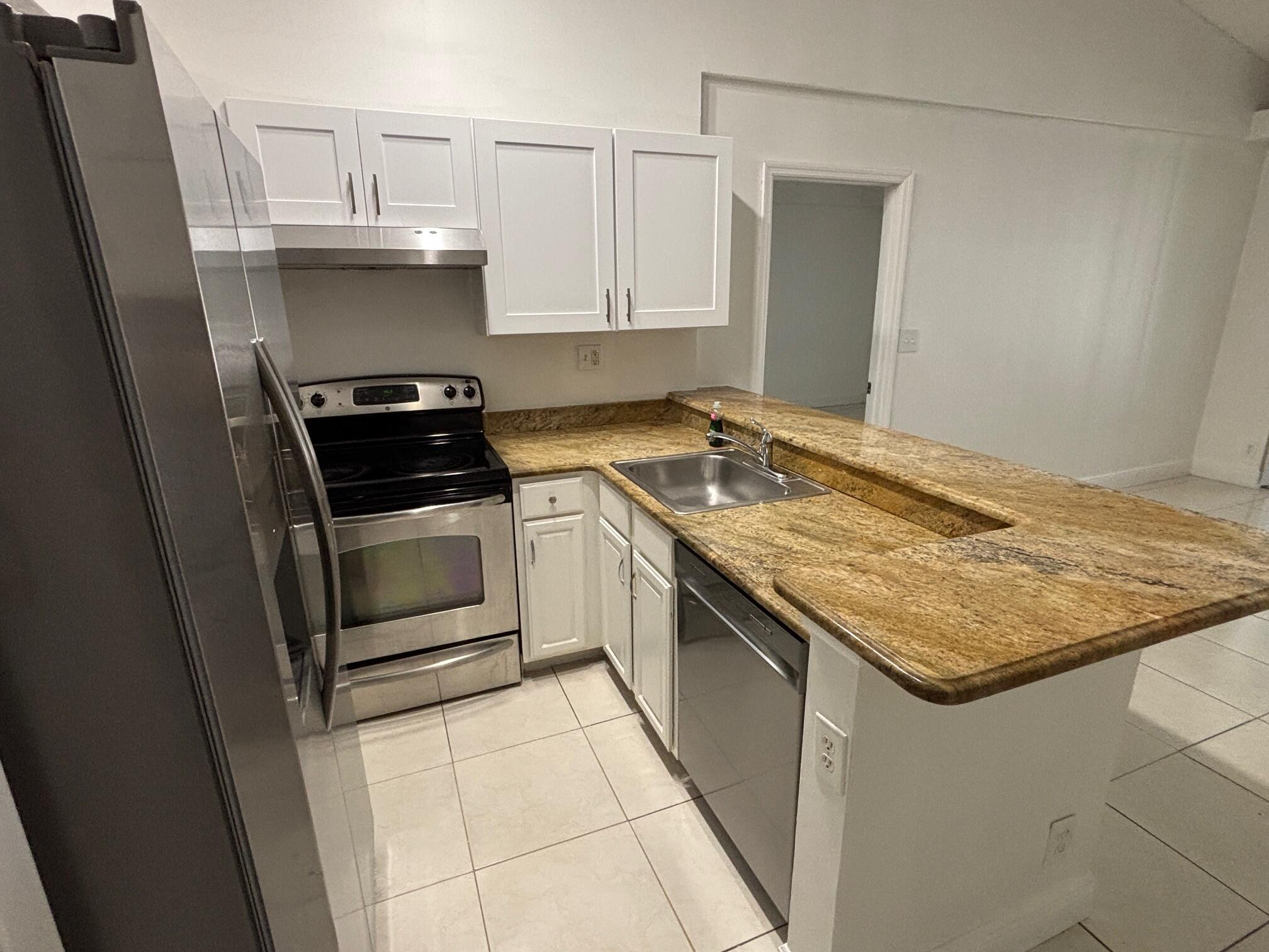 811 Lyons Road 20203