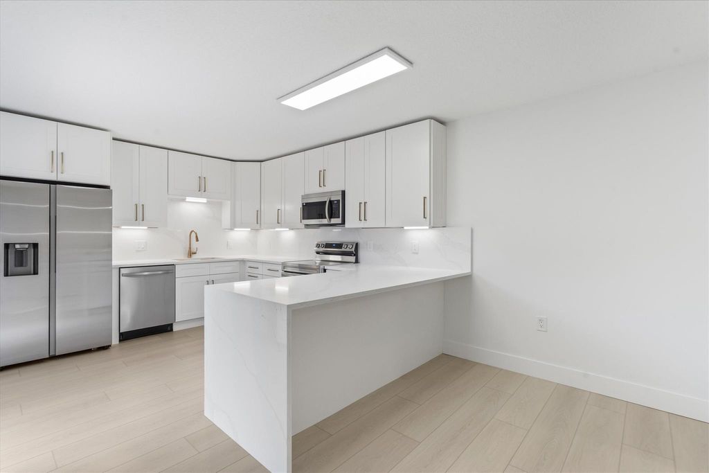 Photo of 2897 SW 22nd Circle #44b, Delray Beach, FL 33445 (MLS # R11144660)