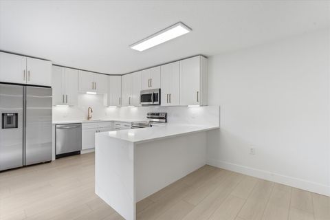 Palm Beach County Townhouses and Villas 87 2897 SW 22nd Circle 44b Delray Beach FL 33445