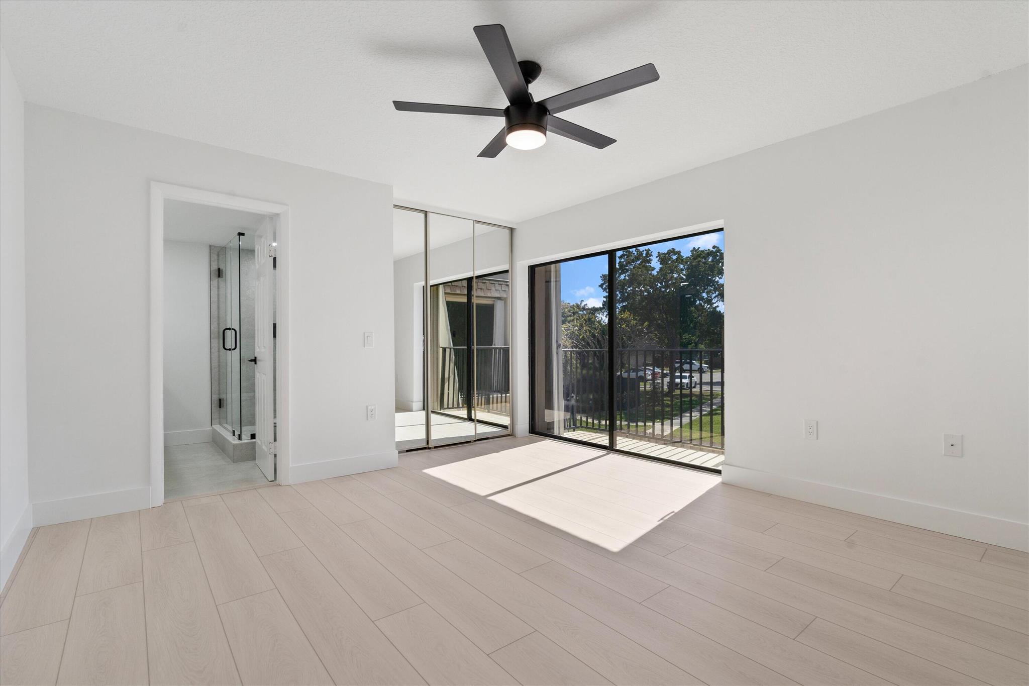 DELRAY OAKS WEST CONDO - Residential
