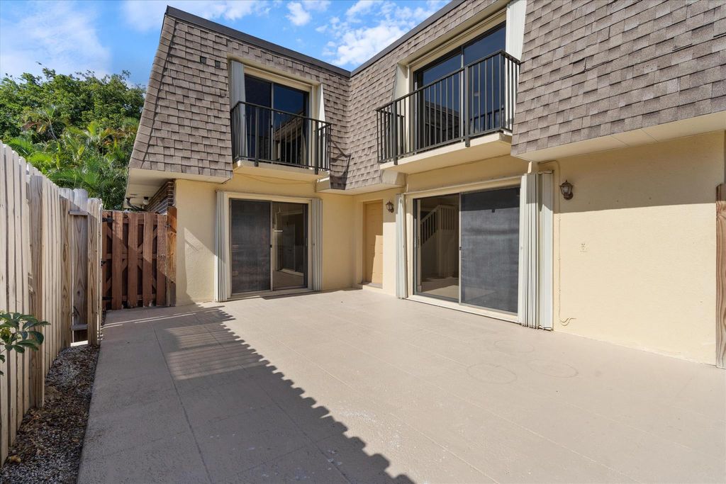 Photo of 2897 SW 22nd Circle #44b, Delray Beach, FL 33445 (MLS # R11144660)