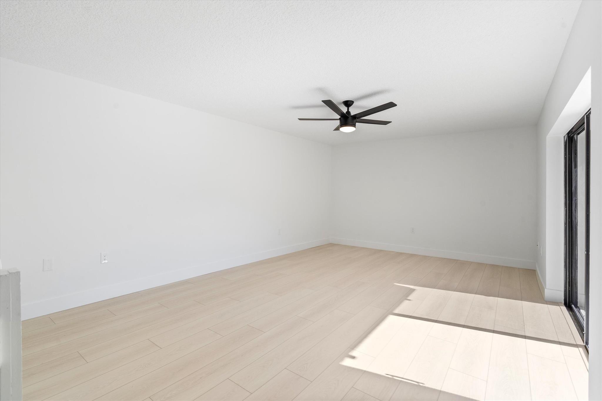 DELRAY OAKS WEST CONDO - Residential