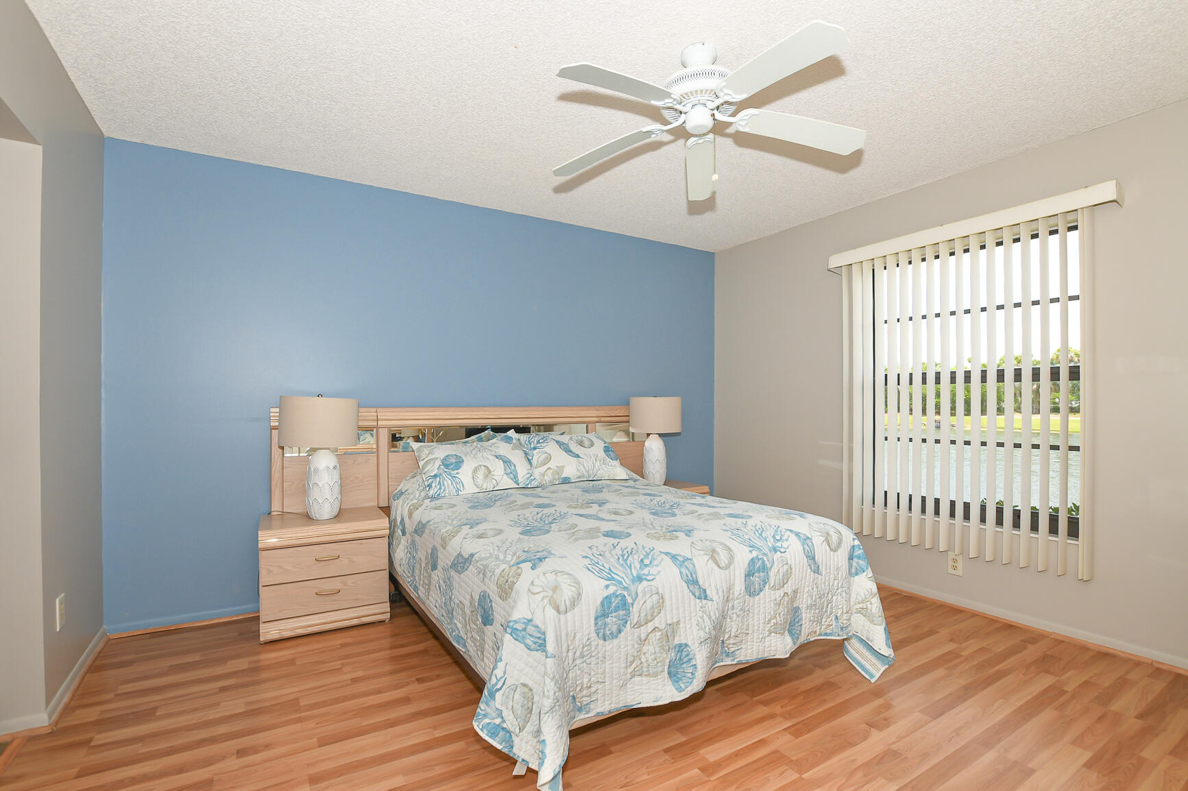 VISTA PLANTATION PHASE I & II - Residential Lease