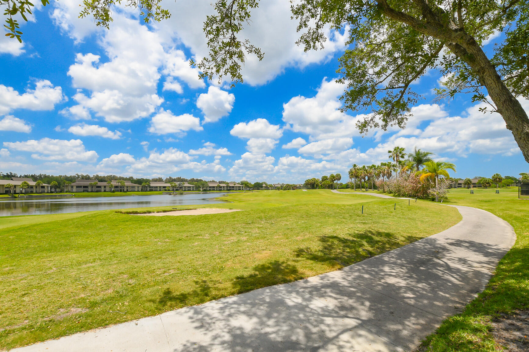 VISTA PLANTATION PHASE I & II - Residential Lease