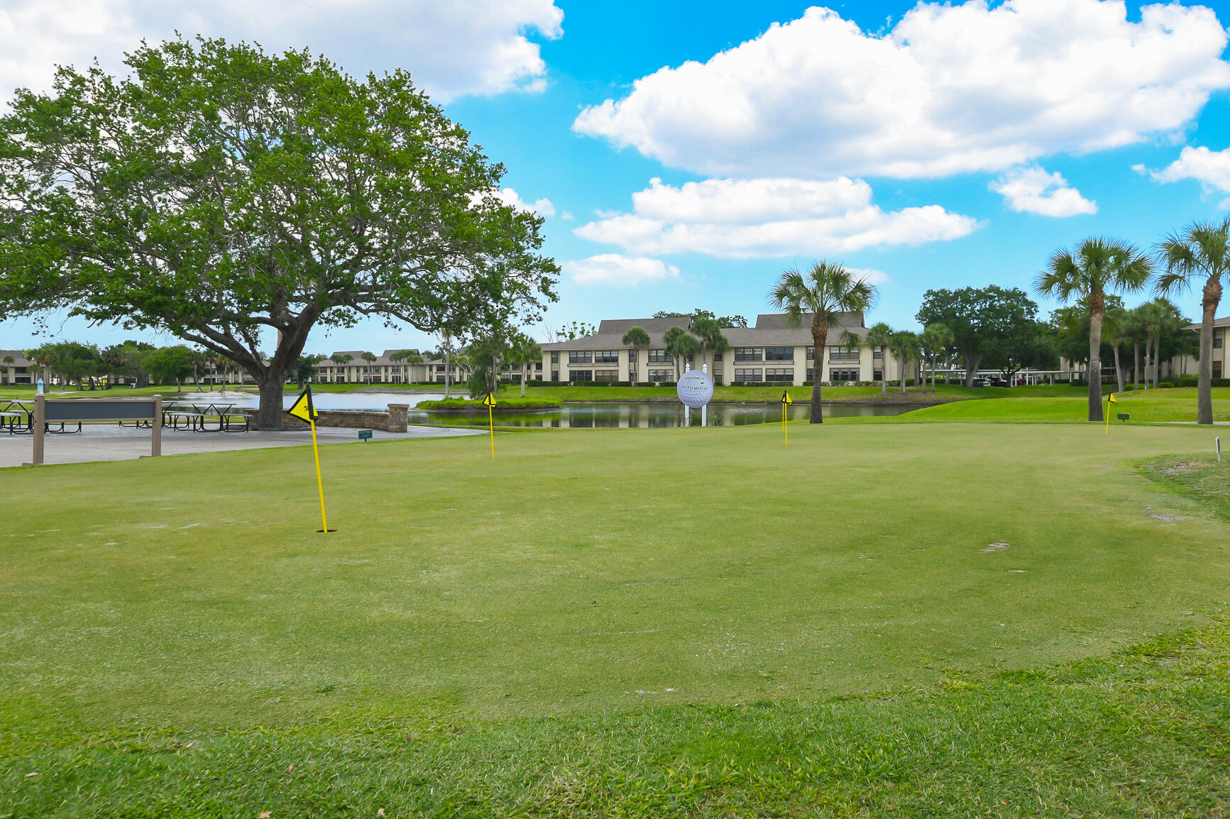 VISTA PLANTATION PHASE I & II - Residential Lease