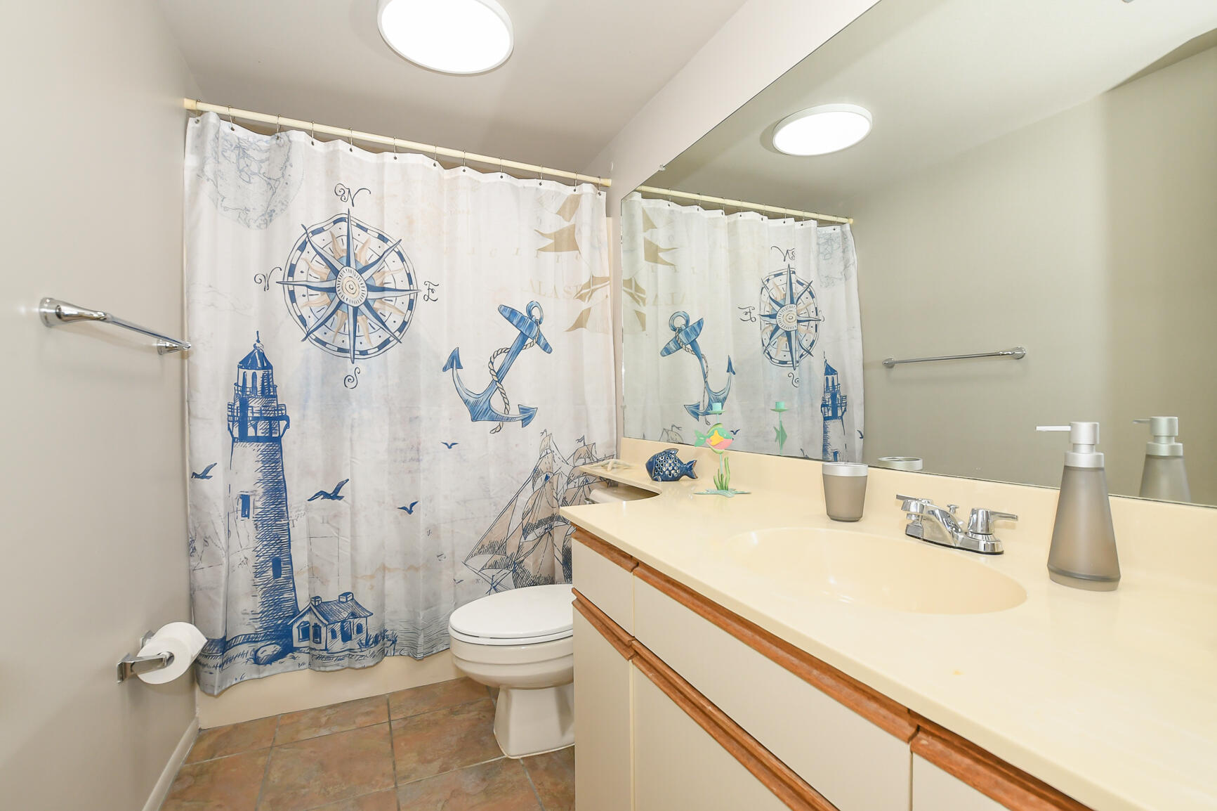 VISTA PLANTATION PHASE I & II - Residential Lease