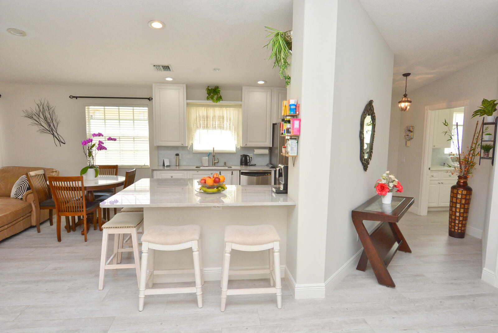 FLORIDA CLUB - Residential Lease