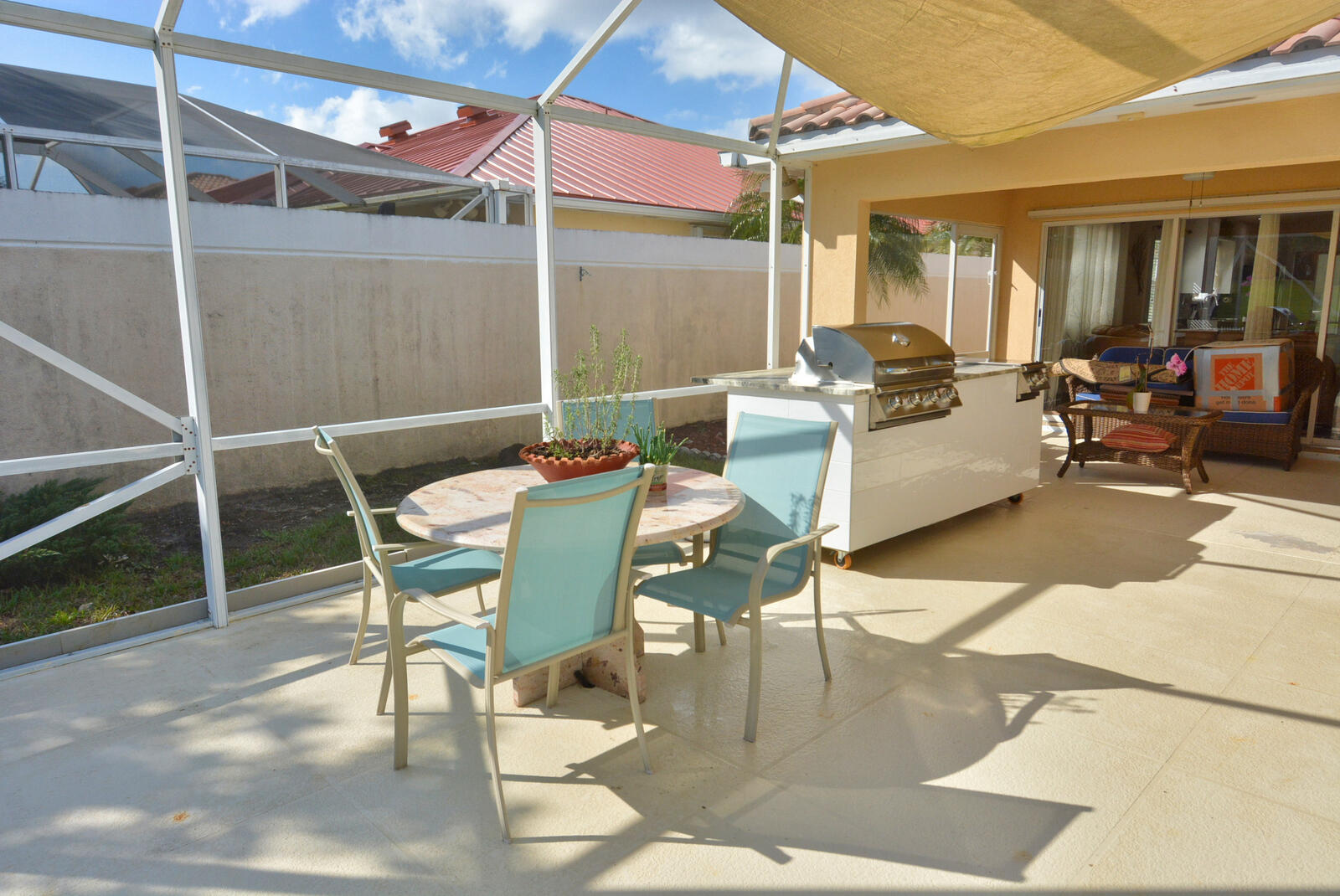 FLORIDA CLUB - Residential Lease