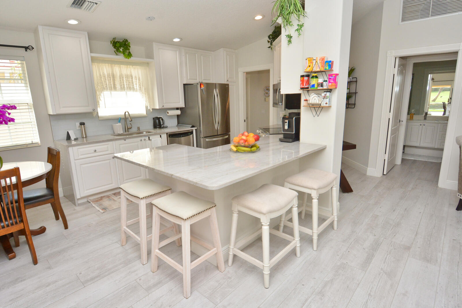 FLORIDA CLUB - Residential Lease